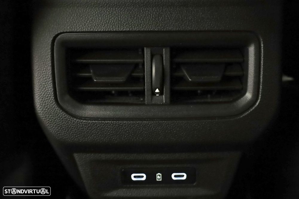 Renault Austral 1.2 E-Tech Iconic - 24