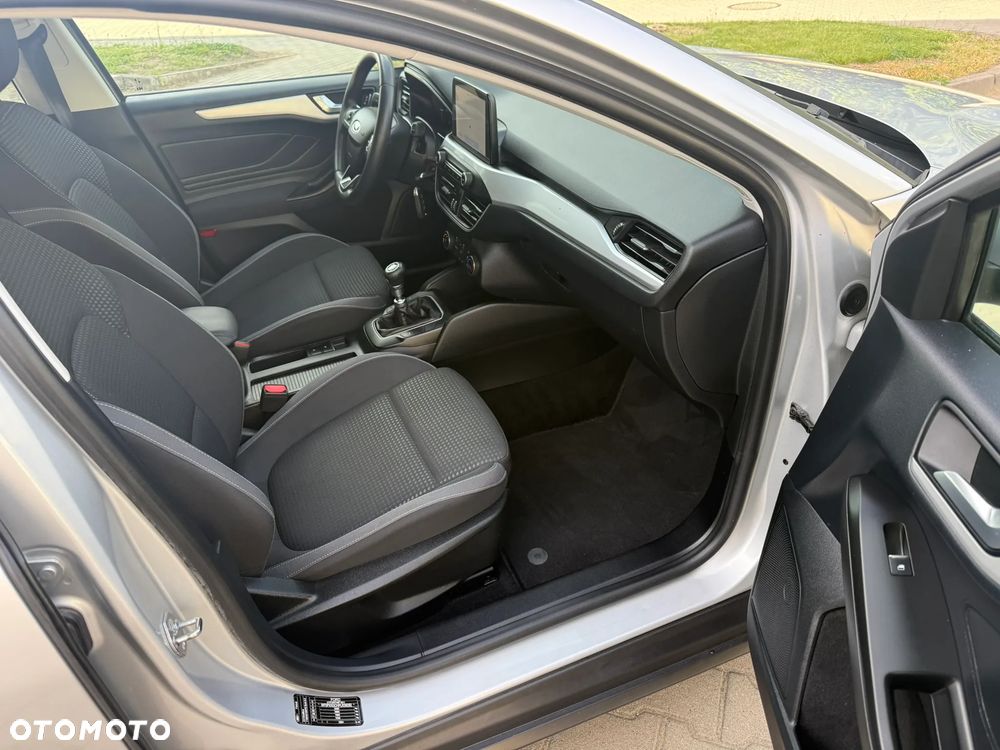 Ford Focus 2.0 TDCi Titanium ASS - 30