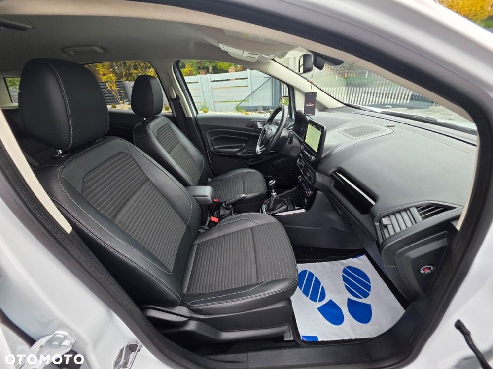 Ford EcoSport - 24