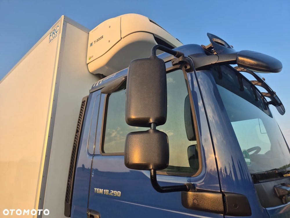 MAN TGM 18.290 Thermo King T-800r 2 zbiorniki z Niemiec 7.3m / 18 palet / winda i drzwi / OKAZJA - 20