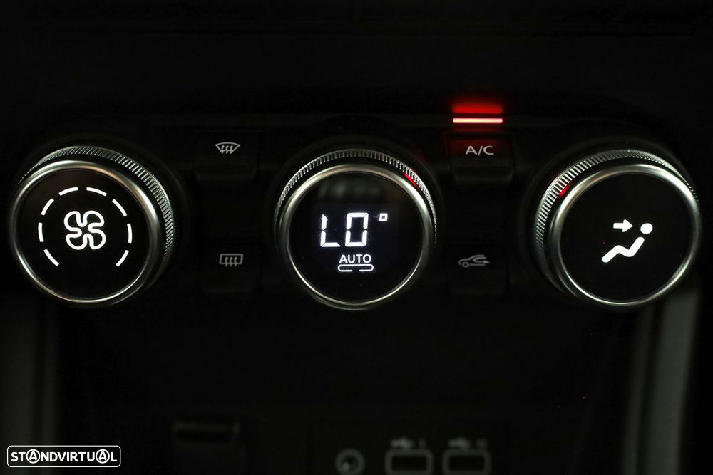 Renault Captur 1.0 TCe Techno Bi-Fuel - 13