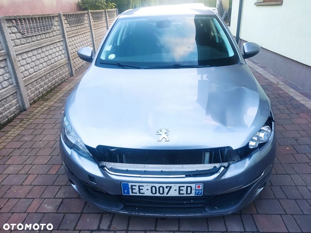 Peugeot 308 - 5