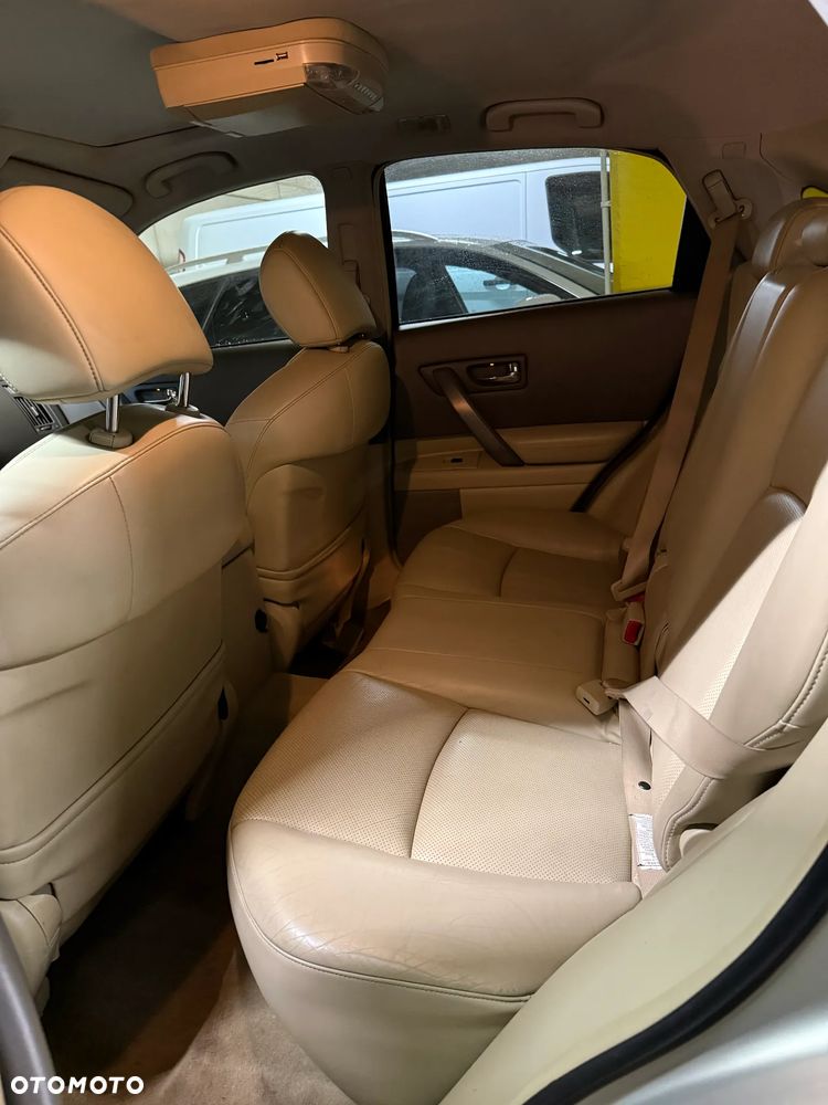 Infiniti FX - 17