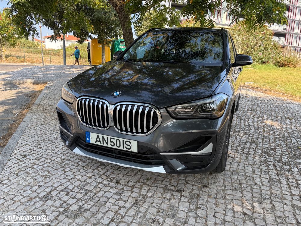 BMW X1 sDrive18d Pack Desportivo M - 12