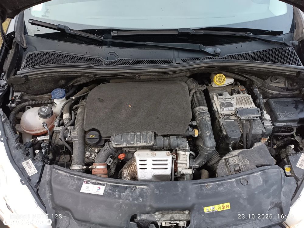 Peugeot 208 - 26