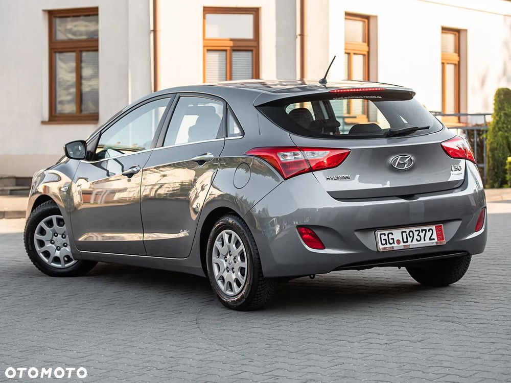 Hyundai i30 1.4 Trend - 11