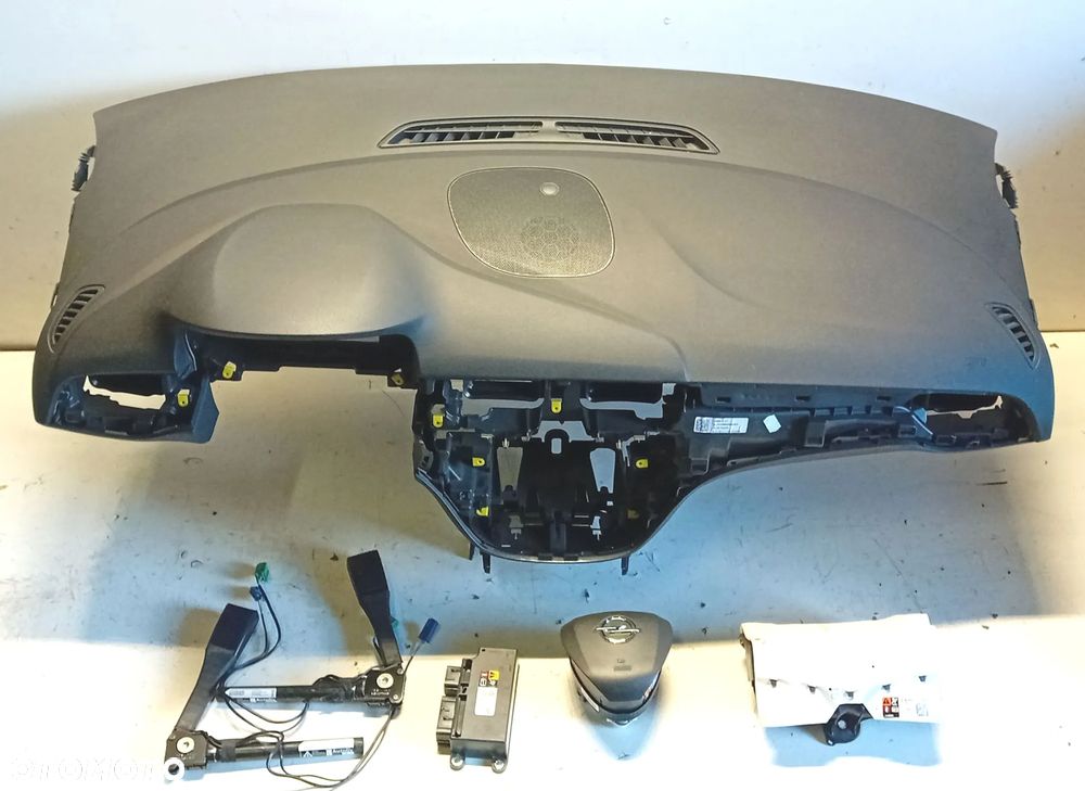 Deska rozdzielcza konsola Opel Corsa E - 5