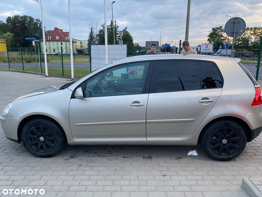 Volkswagen Golf - 3