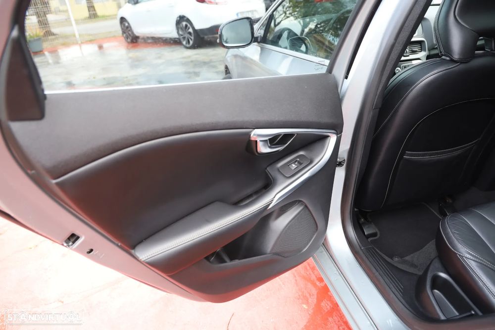 Volvo V40 D4 RDesign - 19