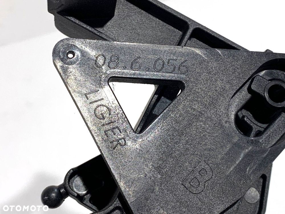 PANEL STEROWANIA NAWIEWU  LIGIER XTOO (LXT) 2005 - 2012 0.5 4 kW [5 KM] olej napędowy 2005 - 2012 - 4