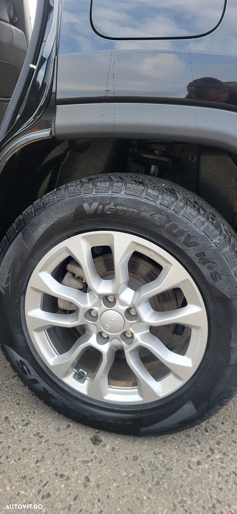 Jeep Compass - 10