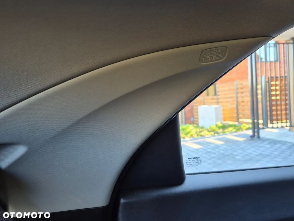 Honda Civic 1.8 Executive - 18