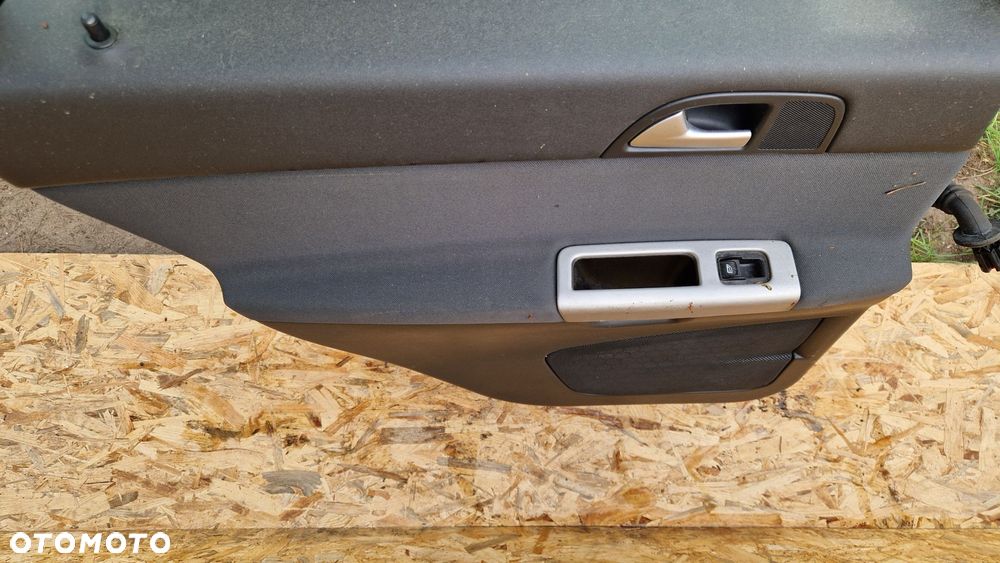 VOLVO V50 DRZWI TYŁ LEWY LEWE KOD LAK. 477-46 - 7