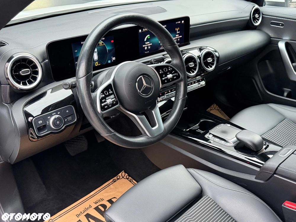 Mercedes-Benz CLA - 7