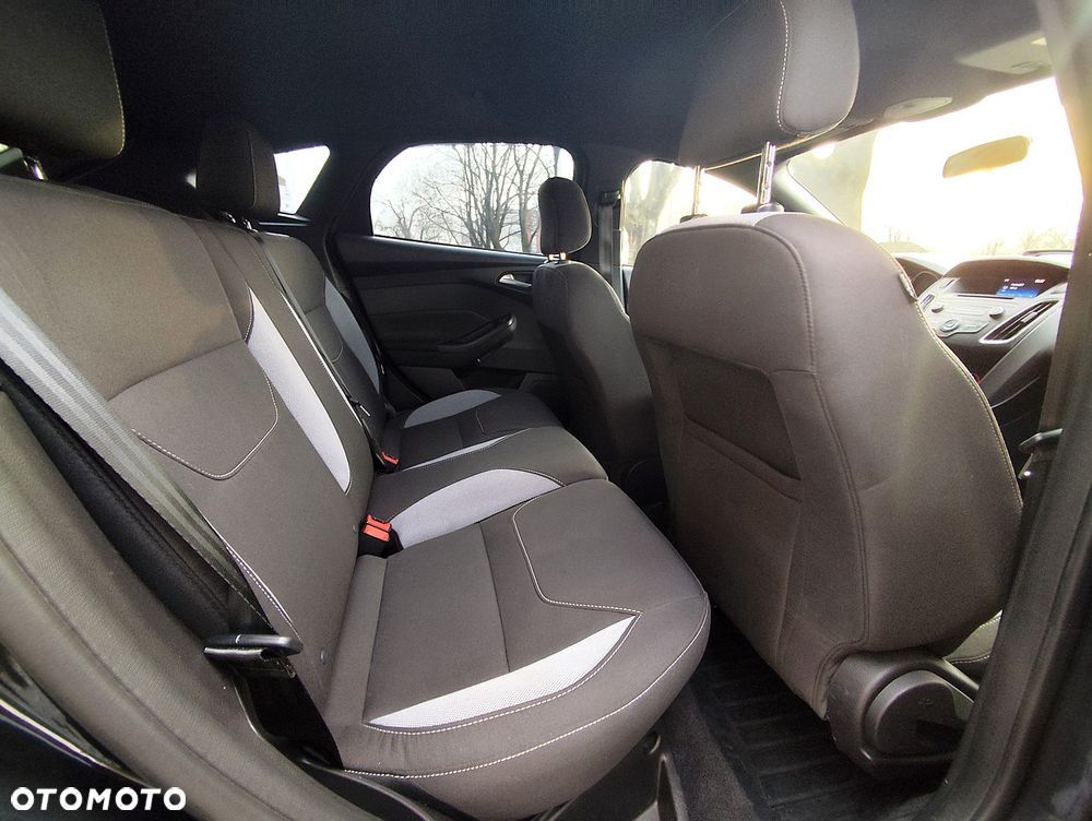 Ford Focus 2.0 EcoBoost ST - 9