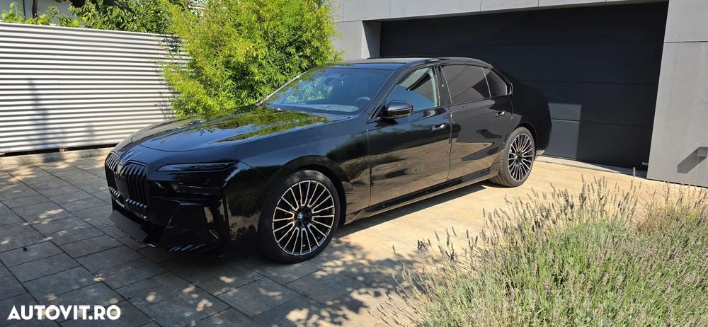 BMW Seria 7 - 18