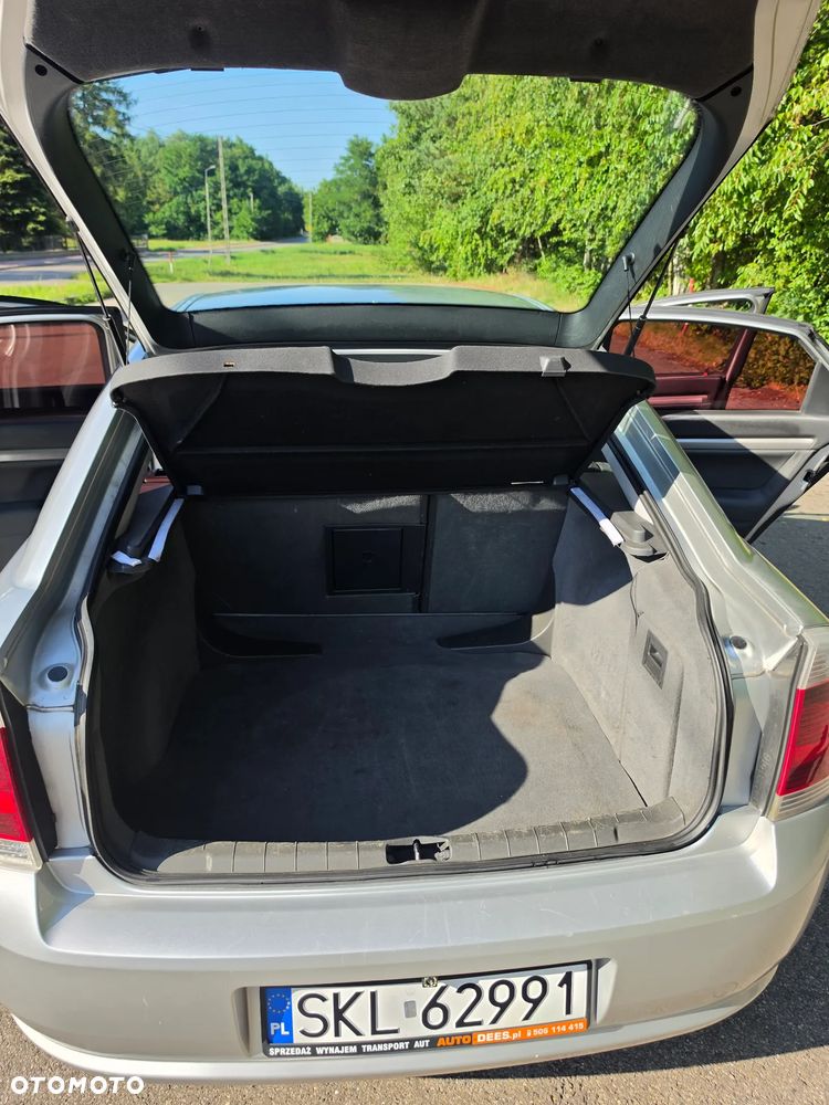 Opel Vectra 1.8 - 10