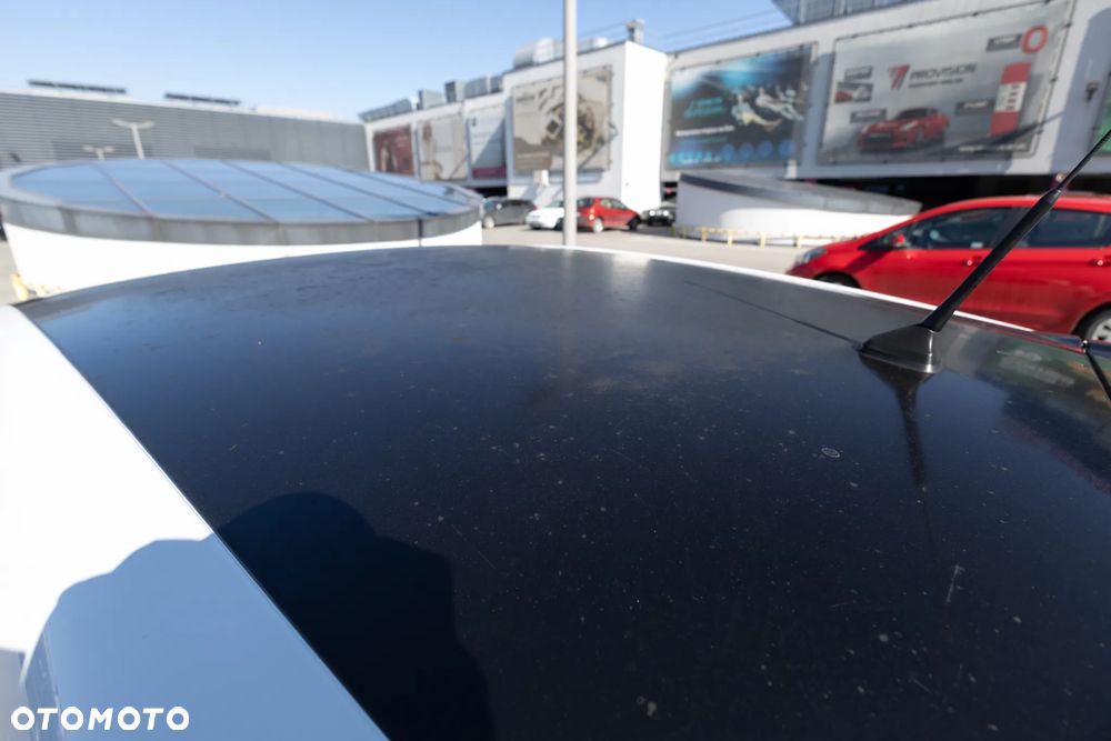 Renault Clio 1.2 16V Life - 11