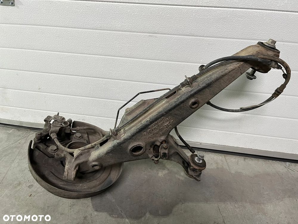 ZWROTNICA WAHACZ STRONA LEWY TYŁ  VW T6 21R 7E0501413A - 1