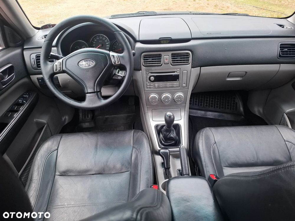 Subaru Forester 2.0 XC Celebration - 14