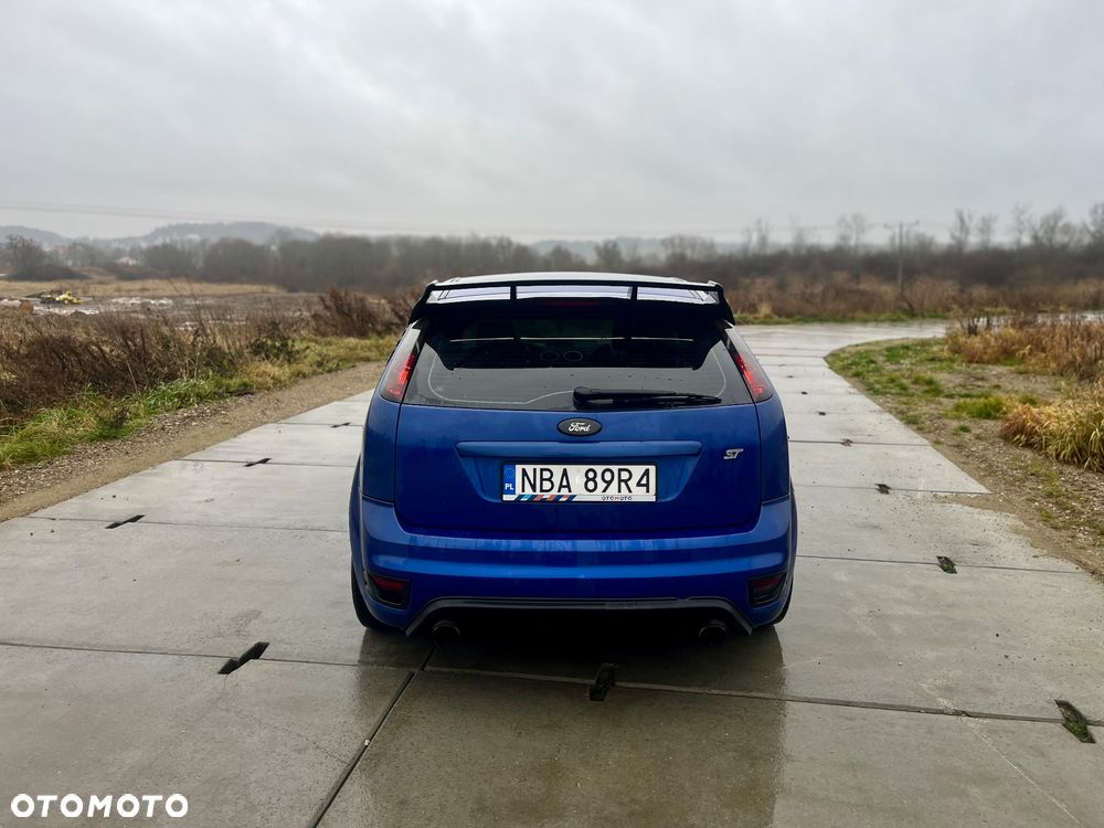 Ford Focus ST - 5