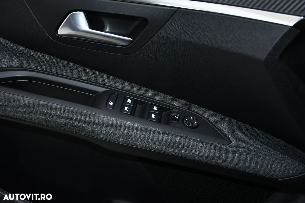 Peugeot 3008 1.5 BlueHDI 130 EAT8 Allure Pack - 30
