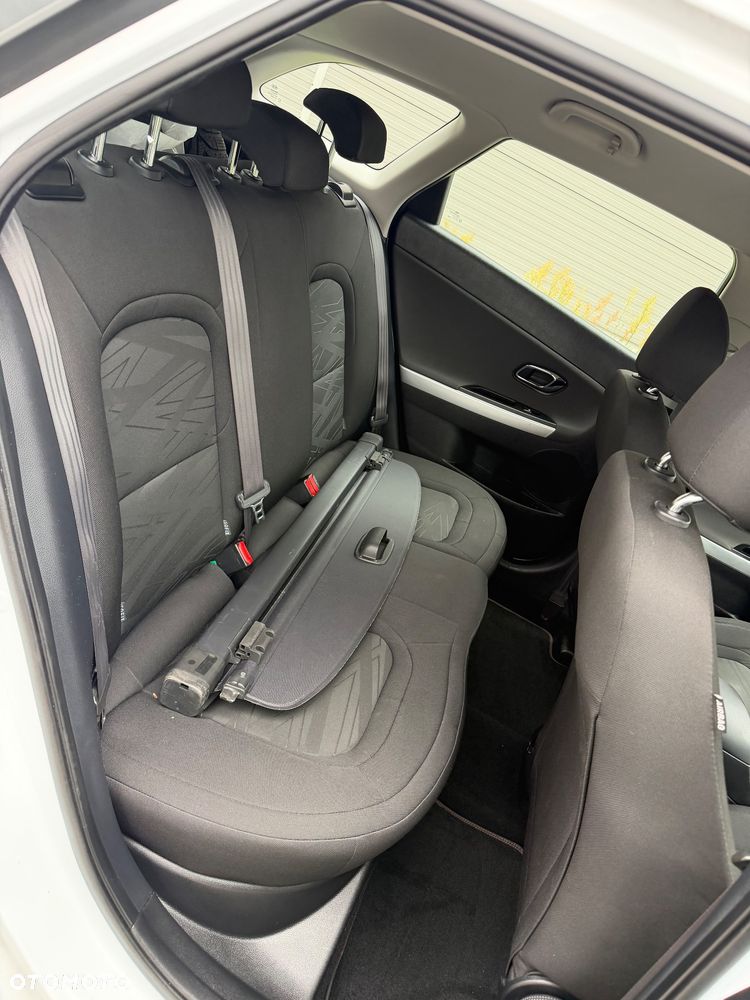 Kia Ceed 1.6 CRDi 128 Spirit - 28
