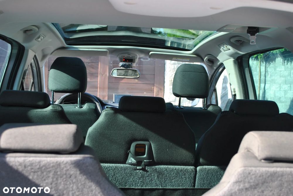 Peugeot 5008 2.0 HDi Allure 7os - 15