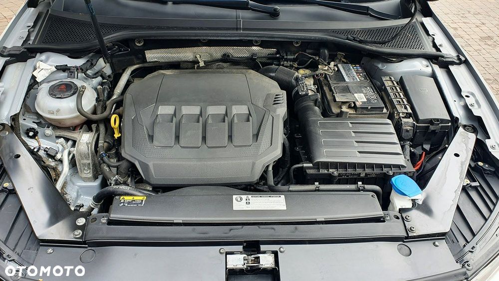 Volkswagen Passat - 38
