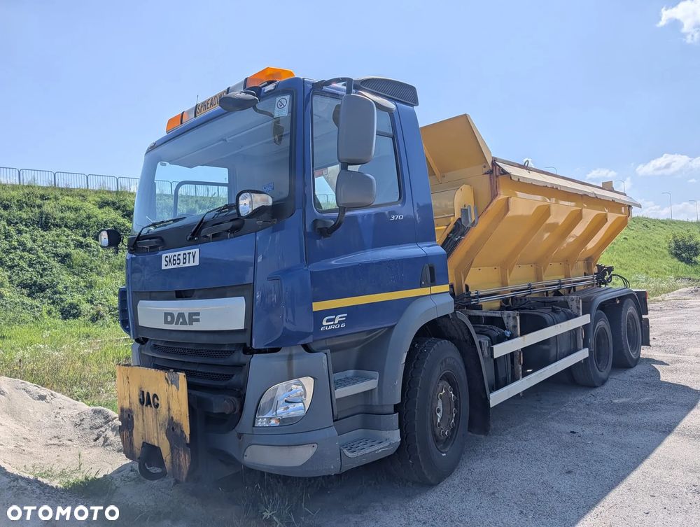 DAF CF370 6x4 - 2