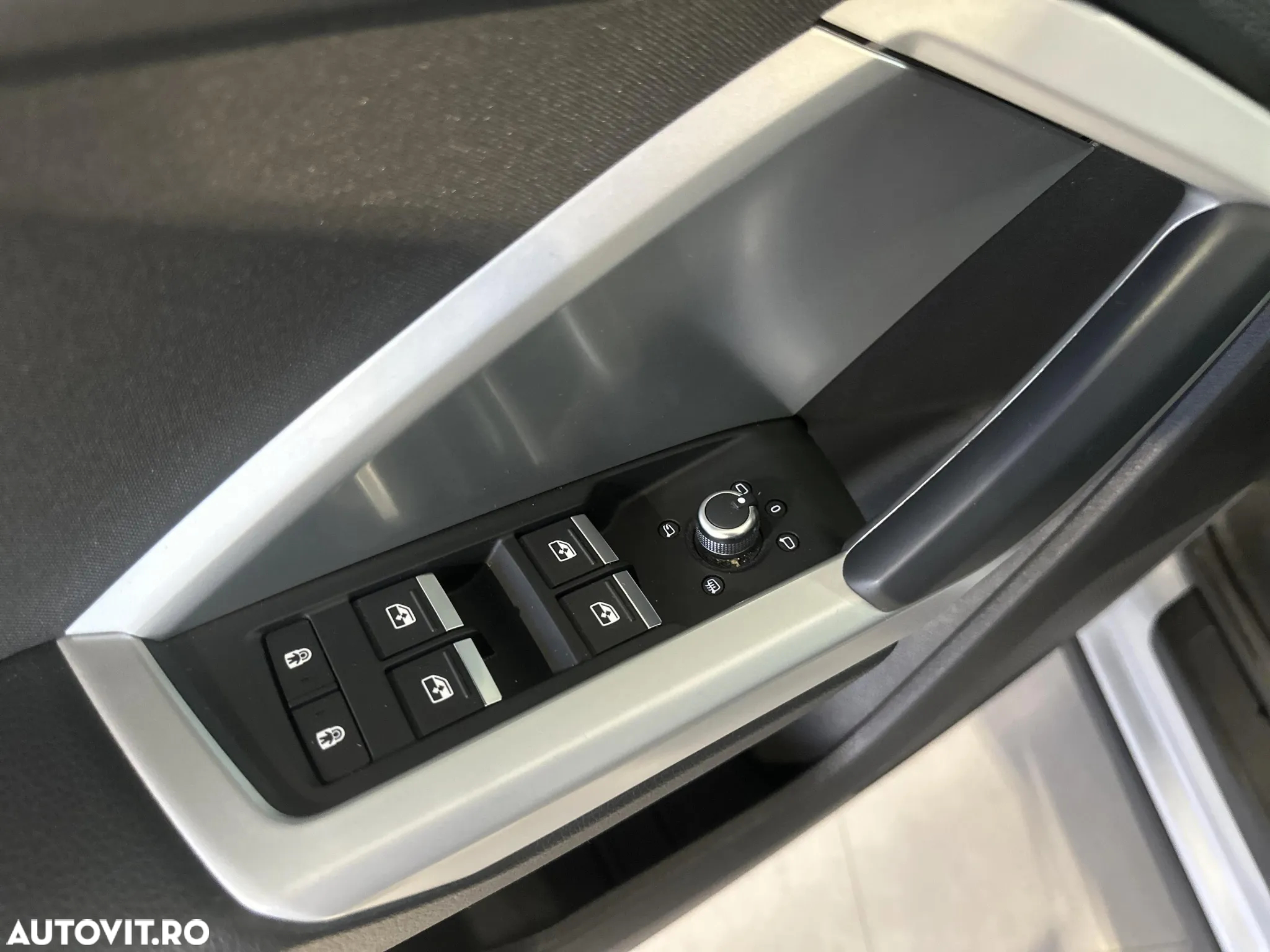 Audi Q3 35 TFSI S tronic - 14