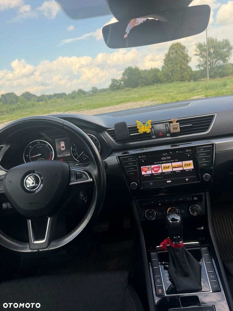 Skoda Superb 2.0 TDI Ambition DSG - 5
