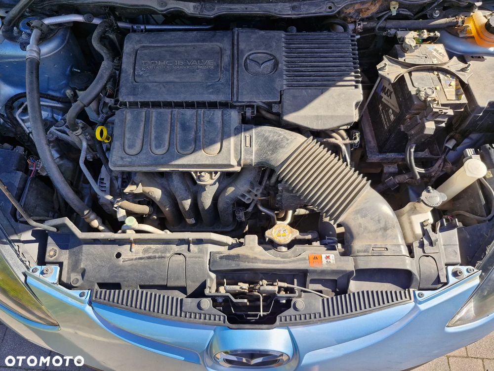 Mazda 2 - 14