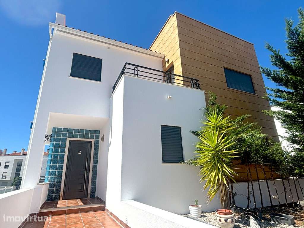 Moradia T4 com Jardim, Garagem e Vista Mar - Nazaré - Grande imagem: 2/30