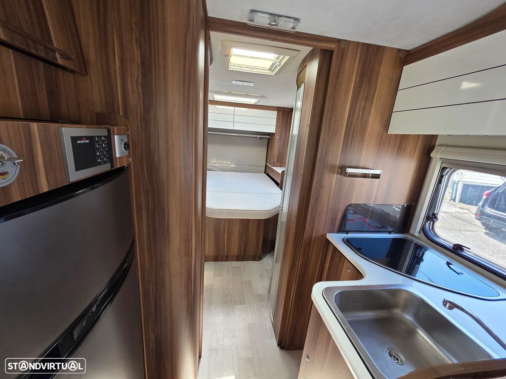 Fiat Ducato Roller 2.3 130CV Cama Central - 20