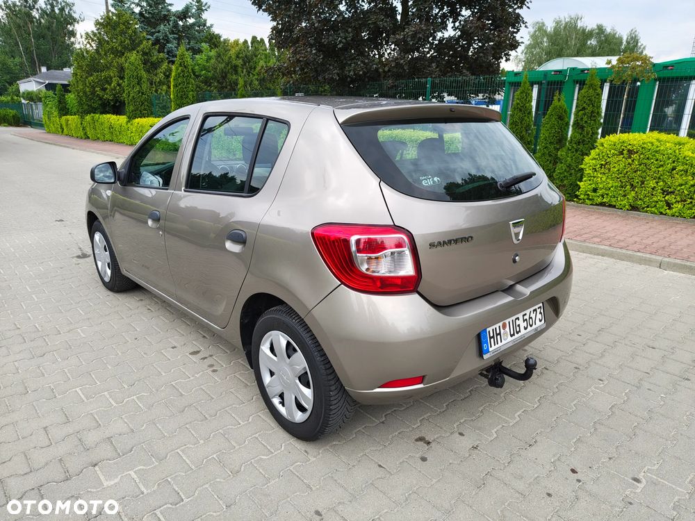 Dacia Sandero 1.2 16V 75 Celebration - 8