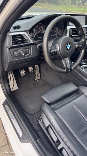 BMW 320 d Pack M - 11