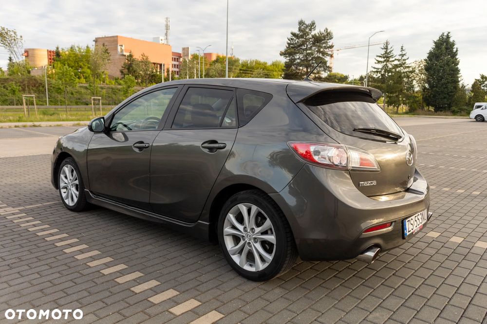 Mazda 3 - 8