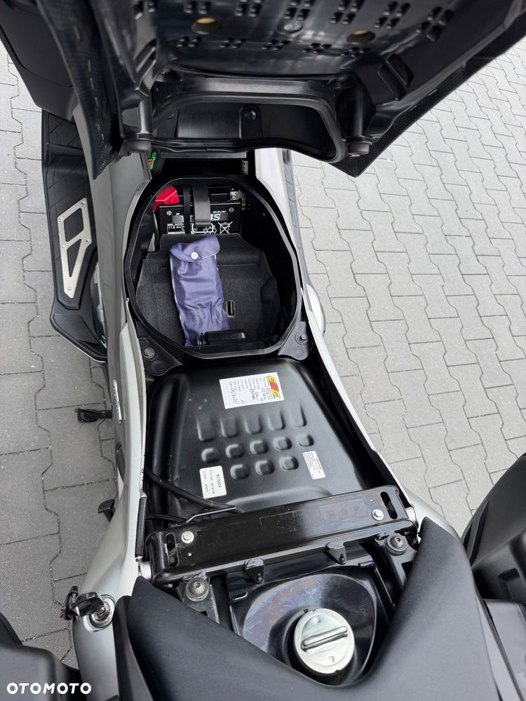 Honda NC - 25