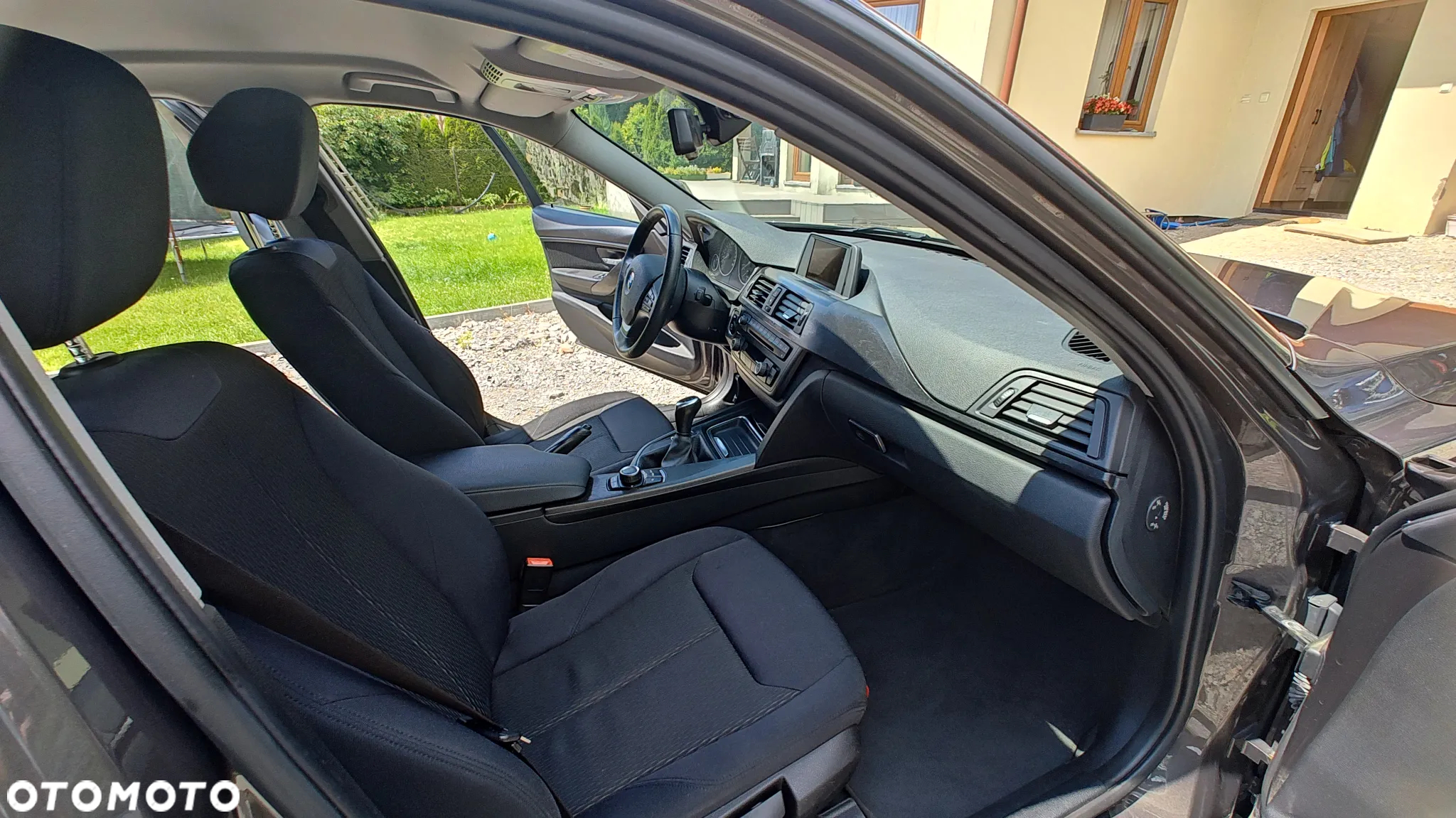BMW Seria 3 320i xDrive - 13