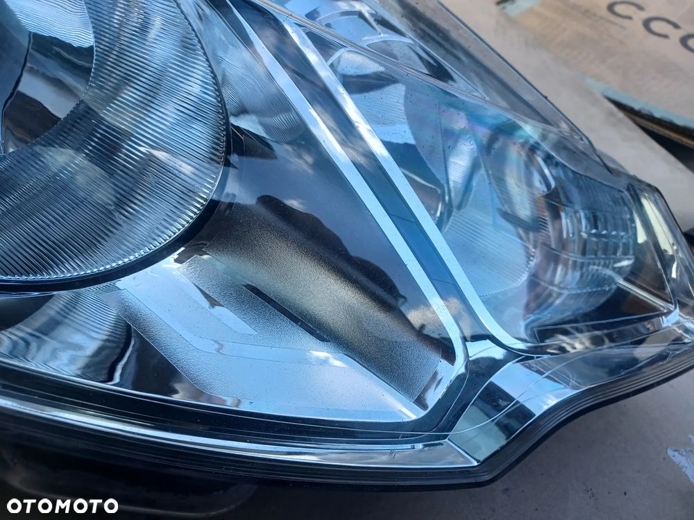 LAMPA PRZEDNIA PRAWA C3 II LIFT 9677033880-04 - 9