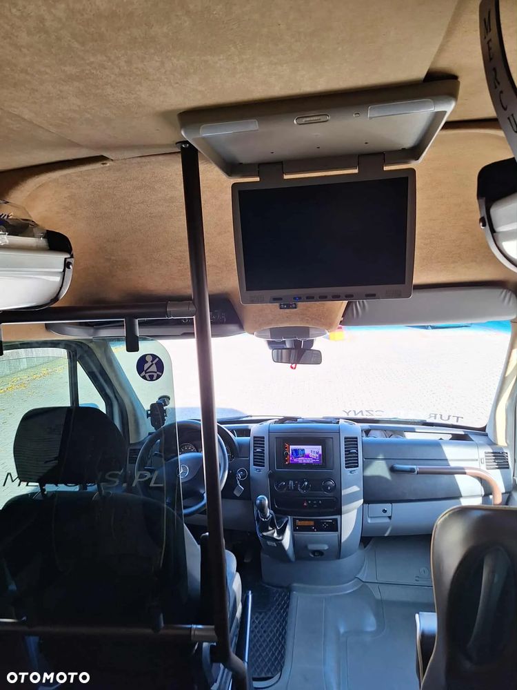 Mercedes-Benz Sprinter 519 - 7