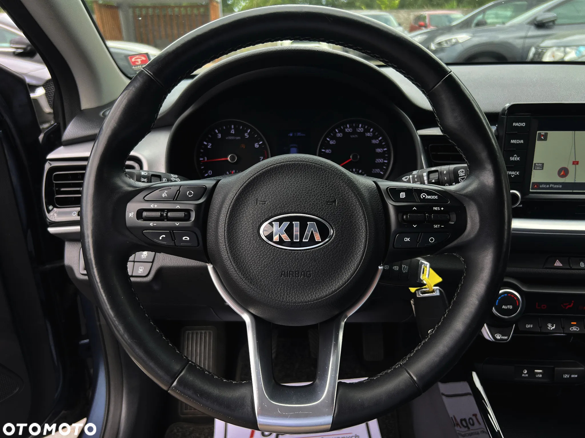 Kia Stonic - 26