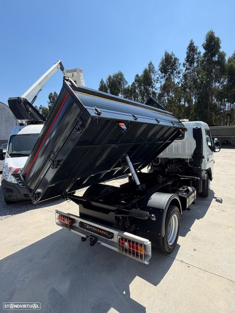 Mitsubishi Canter FUSO TRIBASCULANTE - 13