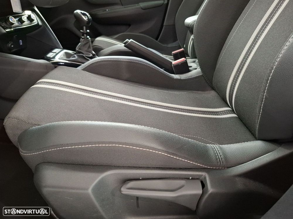 Opel Corsa 1.2 T GS - 25