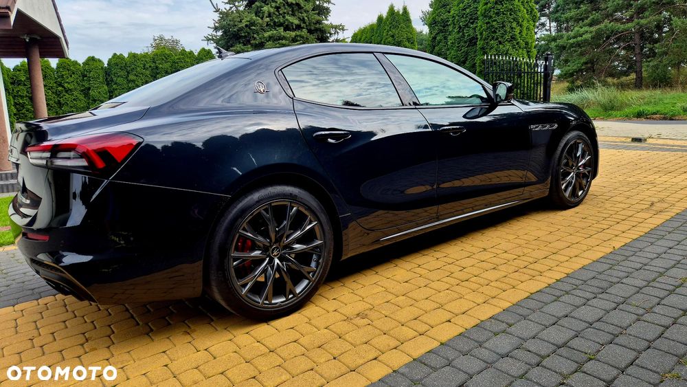 Maserati Ghibli Modena - 10