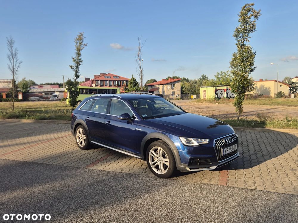 Audi A4 Allroad 2.0 TDI Quattro S tronic - 24
