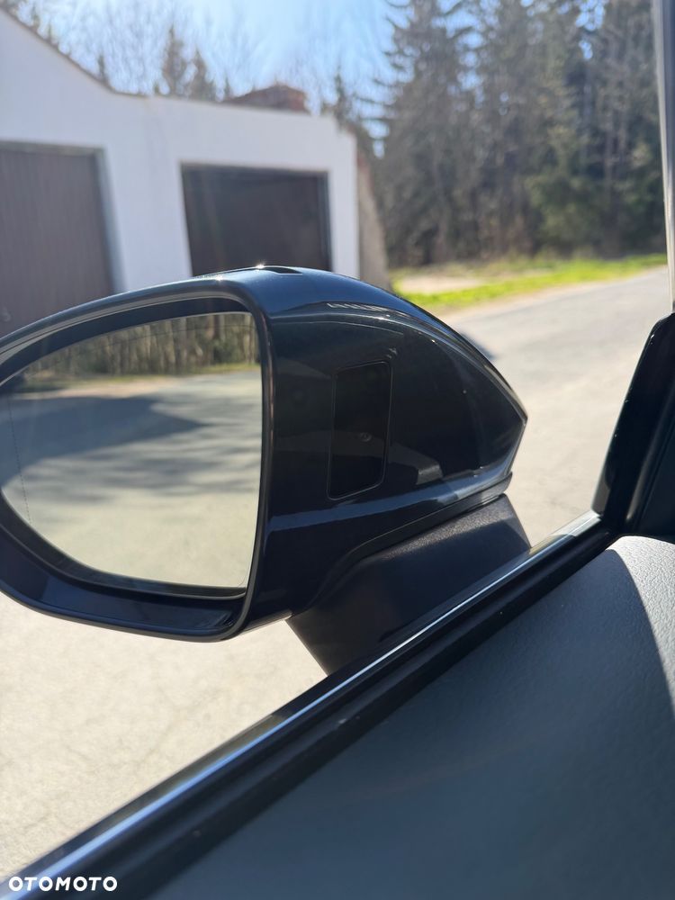 Audi A6 Avant 40 TDI quattro S tronic design - 29