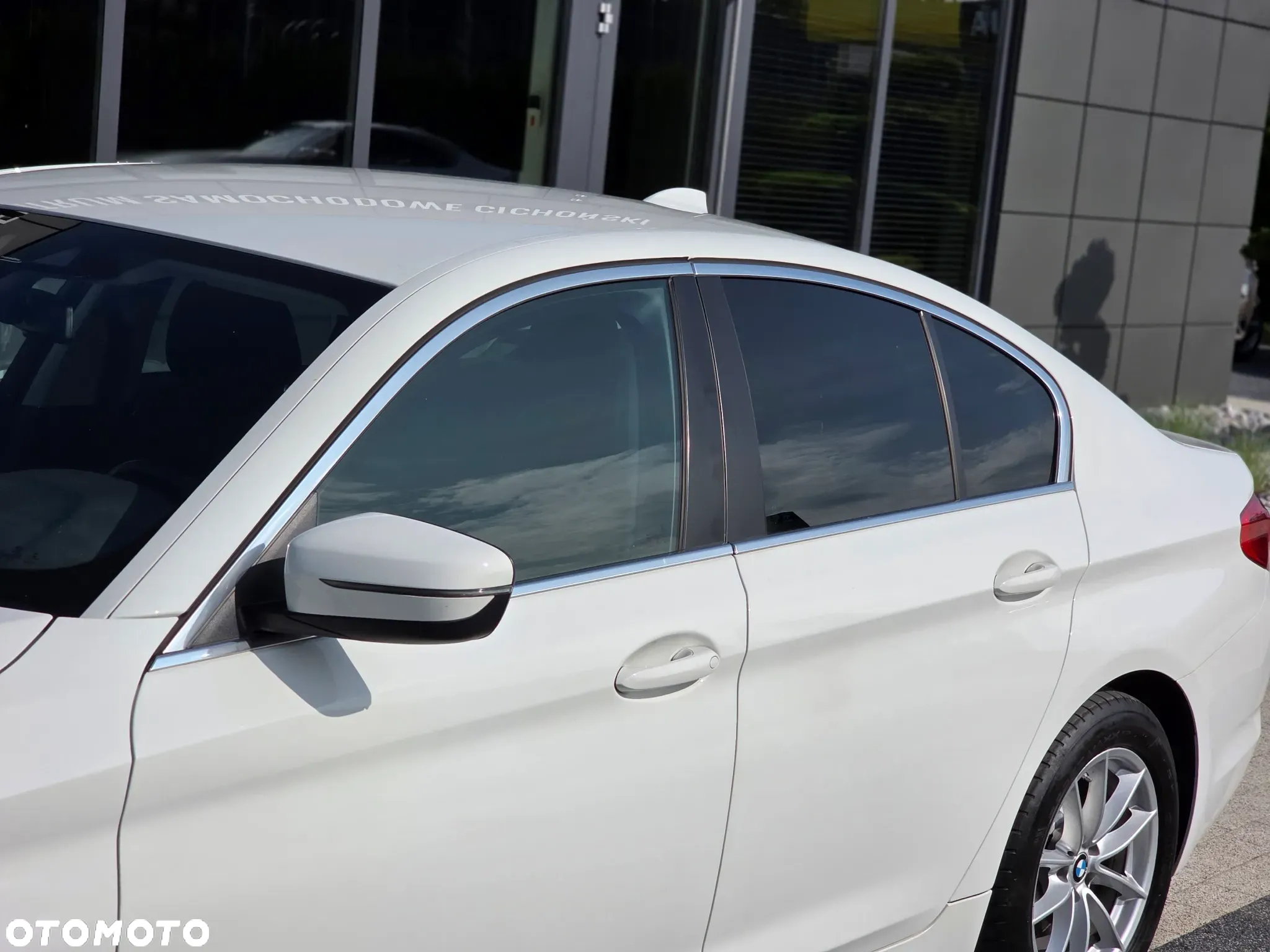 BMW Seria 5 520i - 15