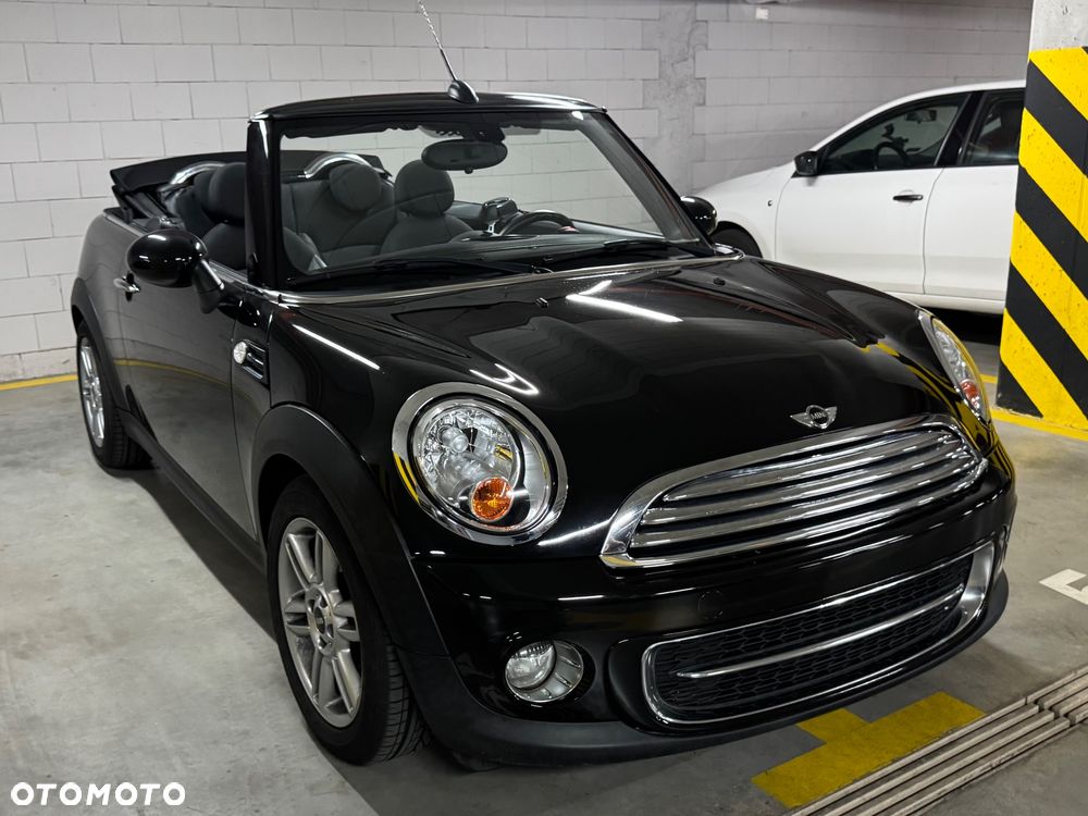 MINI Cooper Cabrio - 1